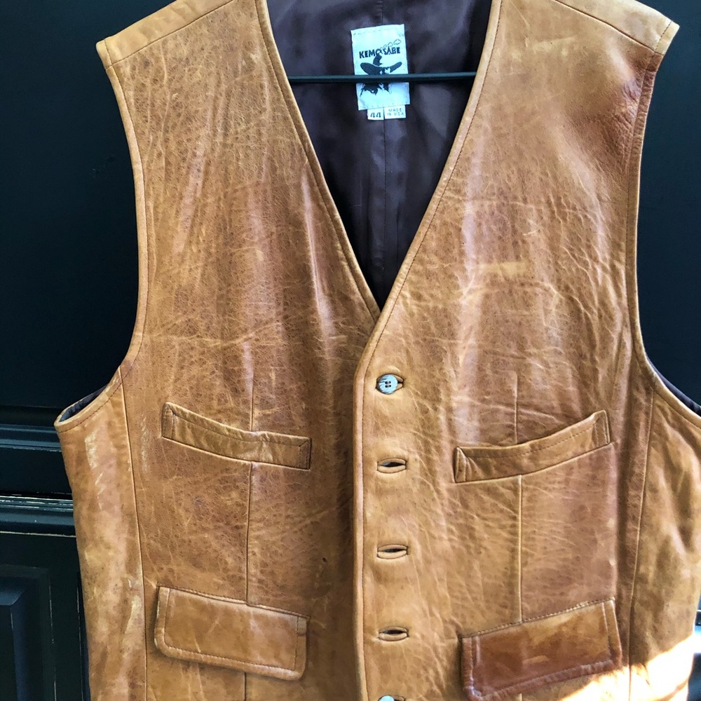 Men’s leather vest